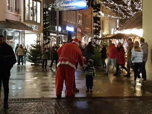 Volkstreuer Weihnachtsmann - Der III. Weg
